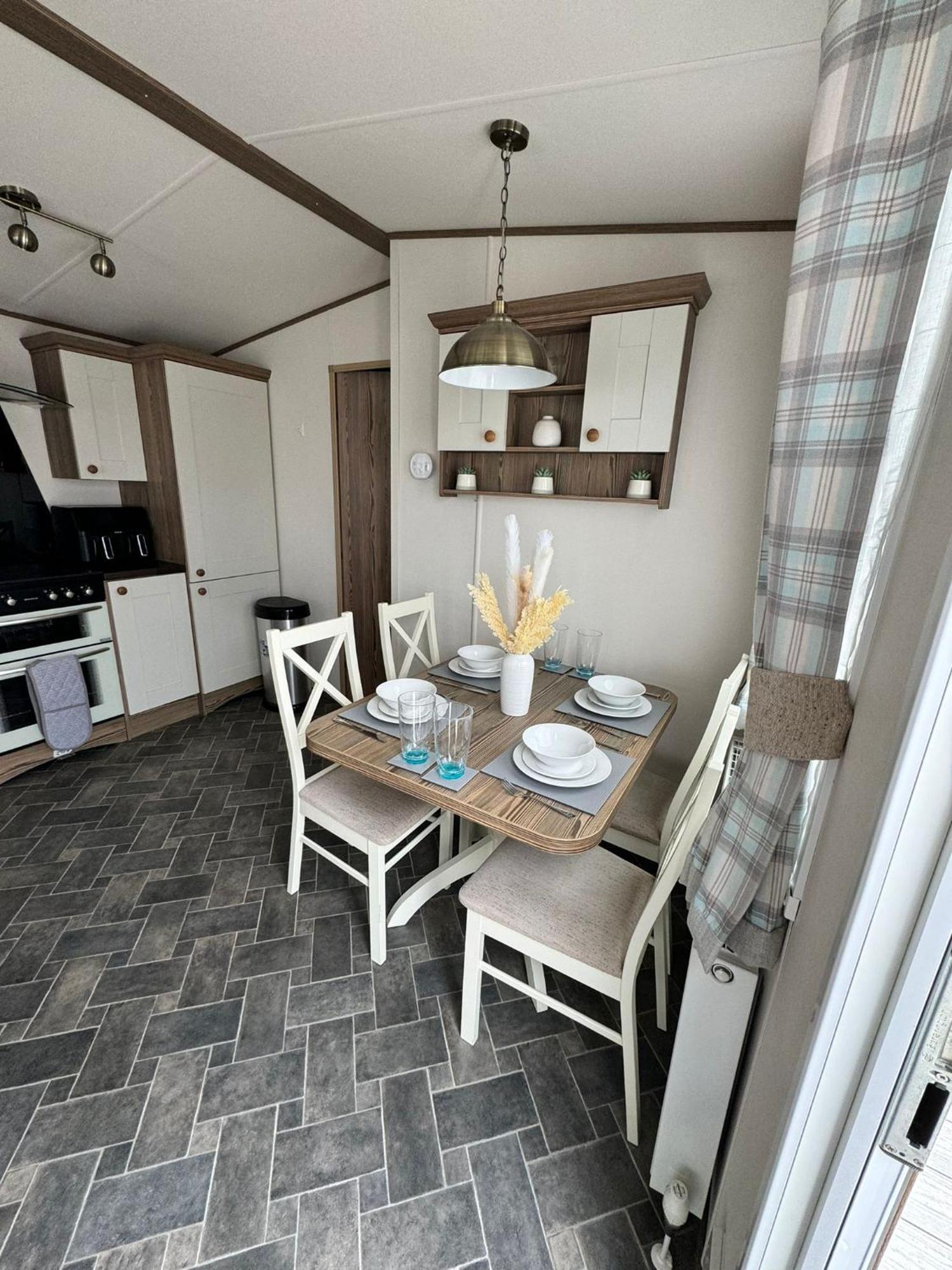 Jandor Retreat Apartment Lossiemouth Exterior photo